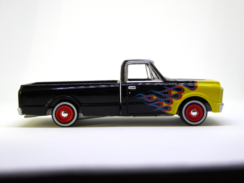 Illustration for article titled Hot Sixty 4th: Keep on Truckin' Thursday with a Black with Flames